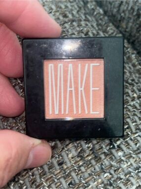 New MAKE Eyeshadow Santa Fe